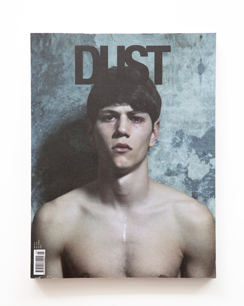 DUST Magazine Issue 3 - SCARS (2012) – 10 BOOKS 10 COLORS