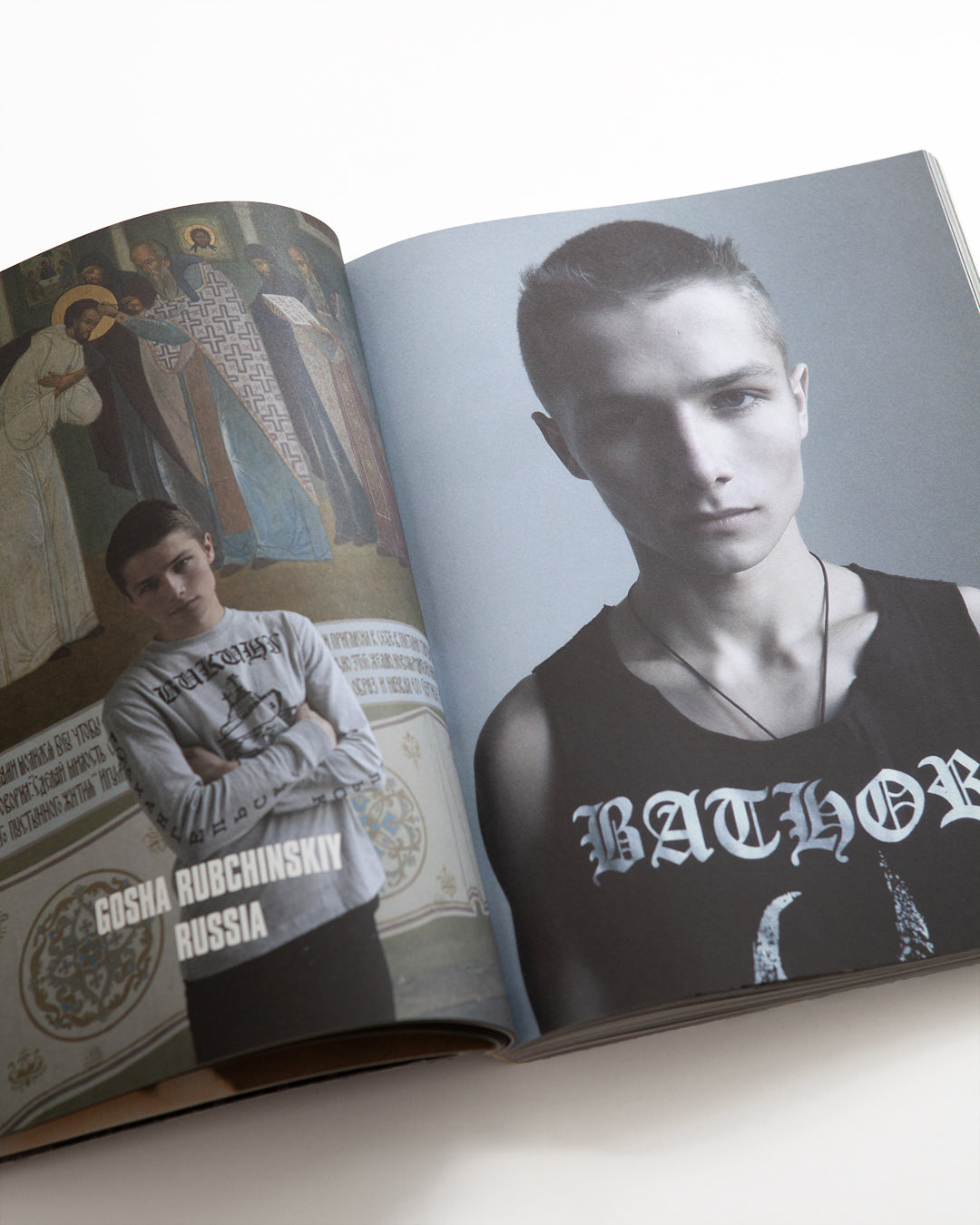 DUST Magazine Issue 3 - SCARS (2012)
