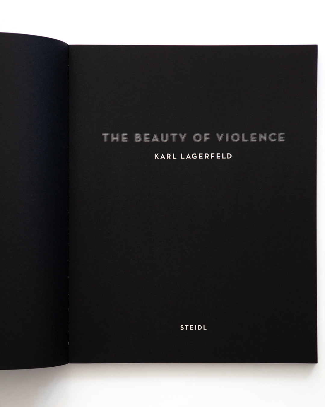 Karl Lagerfeld - The Beauty of Violence