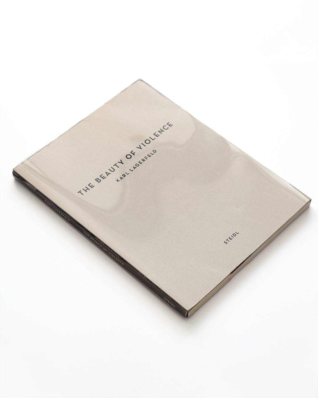 Karl Lagerfeld - The Beauty of Violence