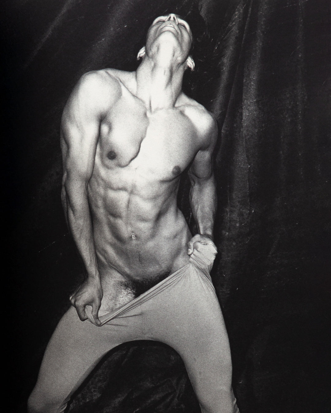 Karl Lagerfeld - The Beauty of Violence